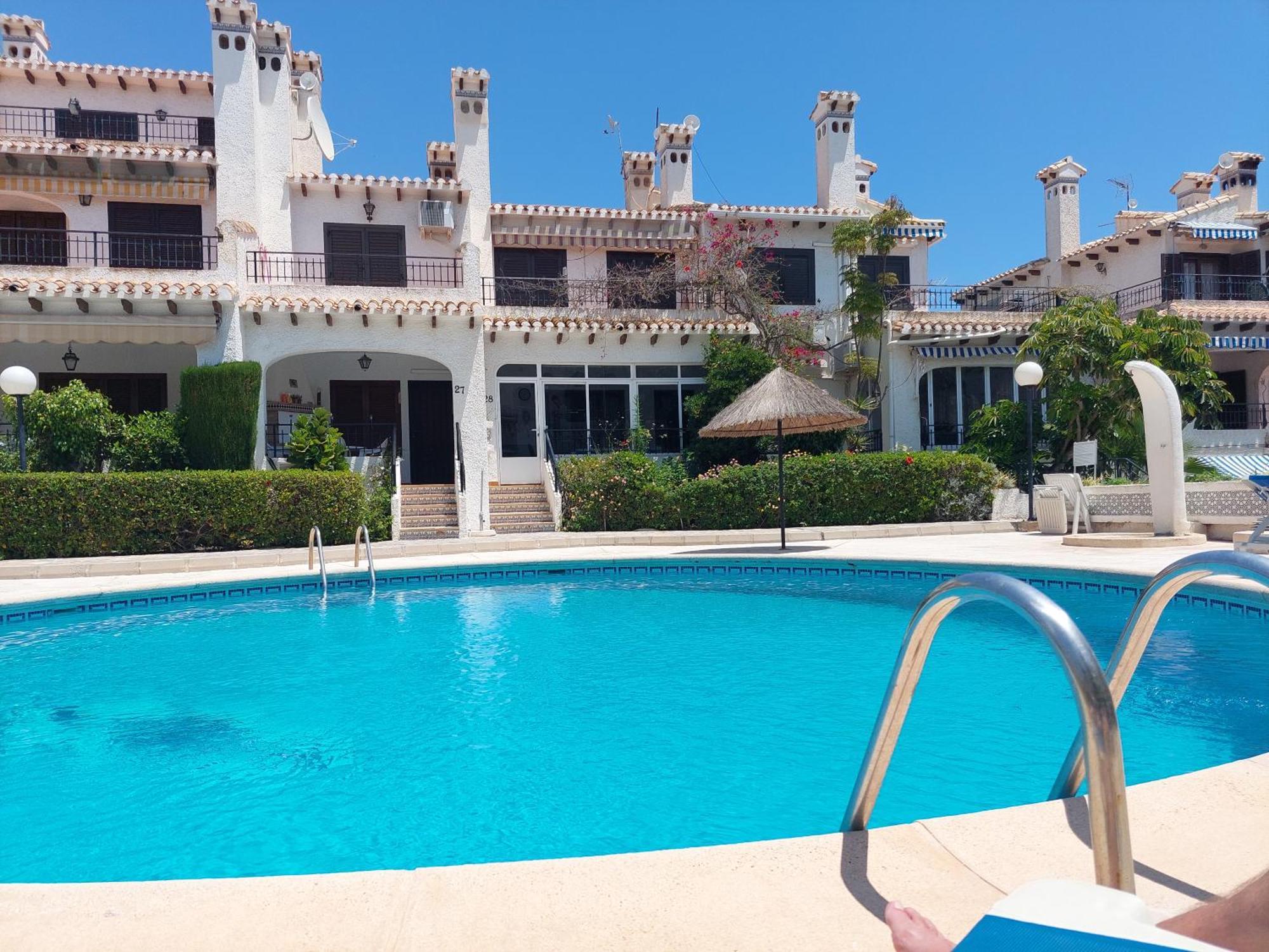 Casa Billarose - Lovely House Overlooking Pool & Walking Distance To The Beach And Restaurants Cabo Roig Eksteriør bilde