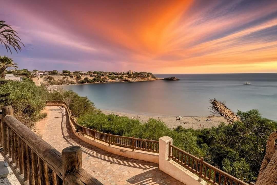 Casa Billarose - Lovely House Overlooking Pool & Walking Distance To The Beach And Restaurants Cabo Roig Eksteriør bilde