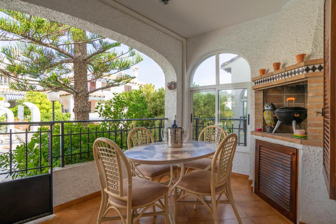Casa Billarose - Lovely House Overlooking Pool & Walking Distance To The Beach And Restaurants Cabo Roig Eksteriør bilde